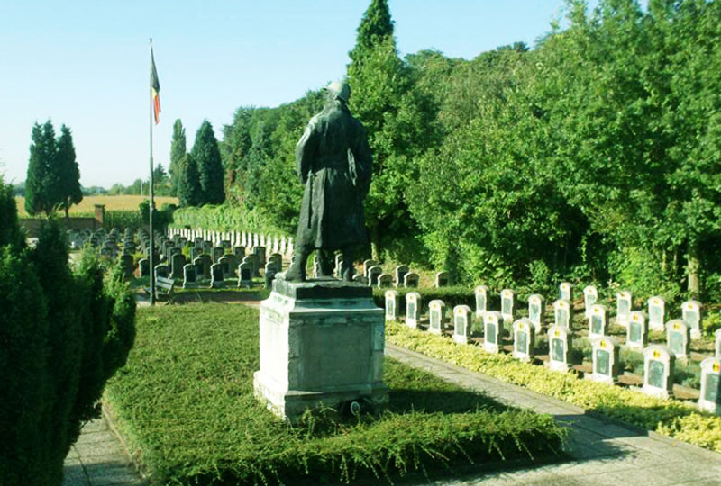 site to be dendermonde cimetière militaire
