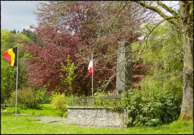 Le monument aux morts de Cugnon – La Guerre de nos Héros